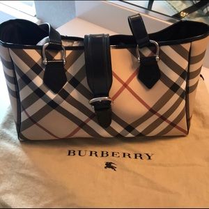 Authentic Burberry  Diaper Shoulder Bag In EUC